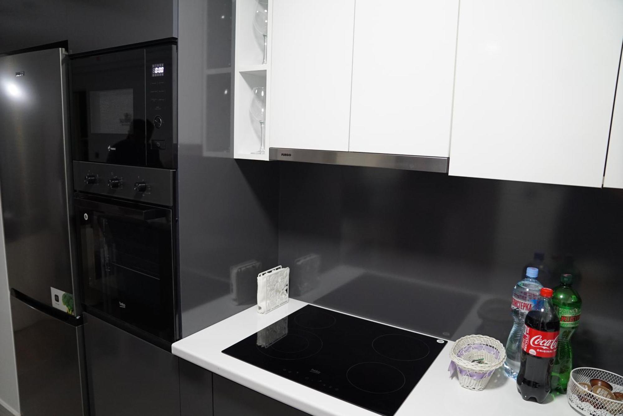 Skopje Sky City 19Th Floor Twin & 12Th Floor & 25Th & 33 Floor Apartments & With Pool & Spa & Gym & Parking Included In Price Kültér fotó