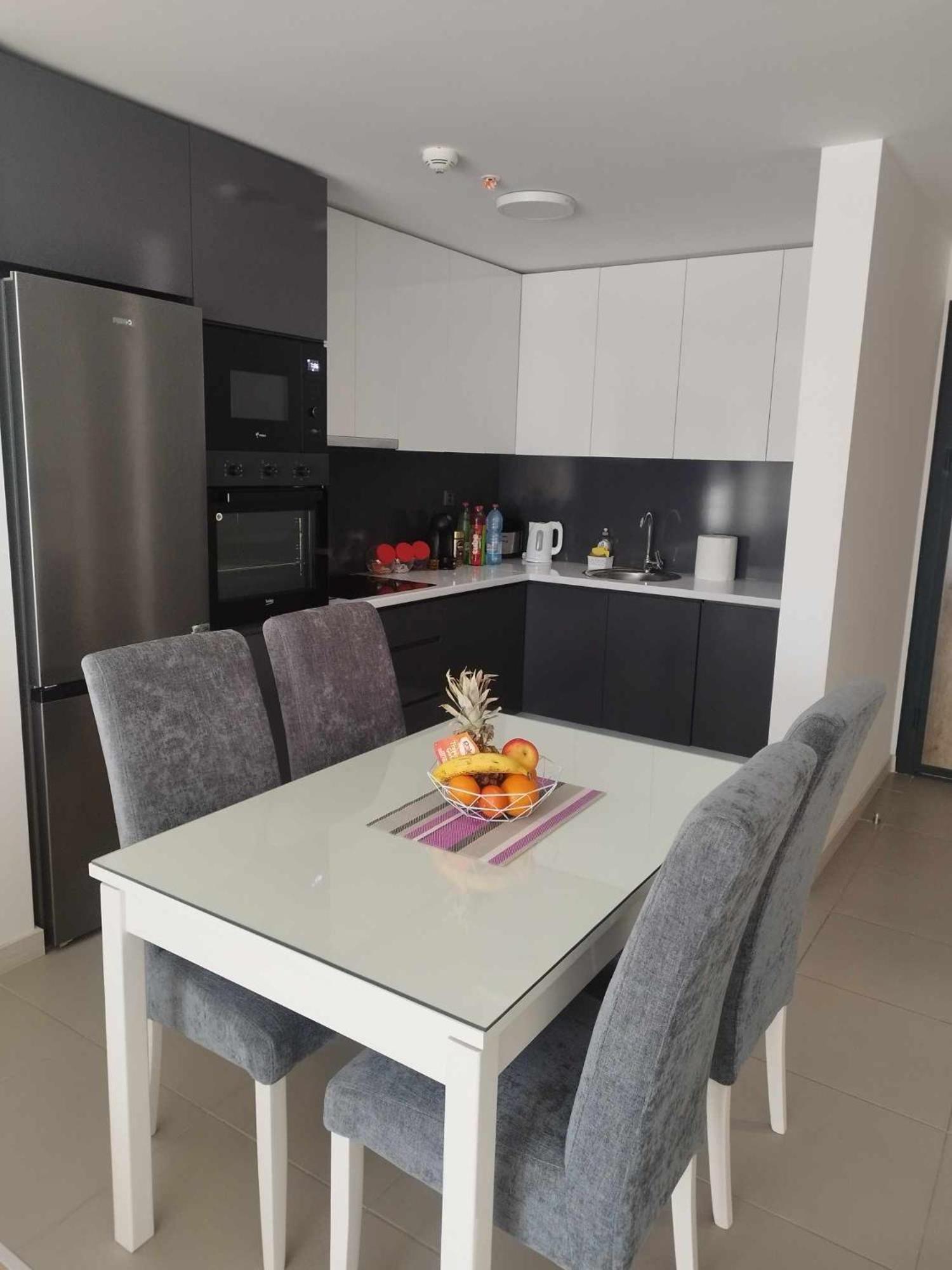 Skopje Sky City 19Th Floor Twin & 12Th Floor & 25Th & 33 Floor Apartments & With Pool & Spa & Gym & Parking Included In Price Kültér fotó
