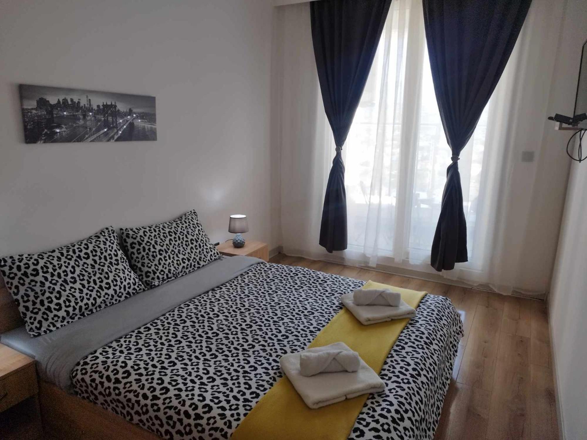 Skopje Sky City 19Th Floor Twin & 12Th Floor & 25Th & 33 Floor Apartments & With Pool & Spa & Gym & Parking Included In Price Kültér fotó