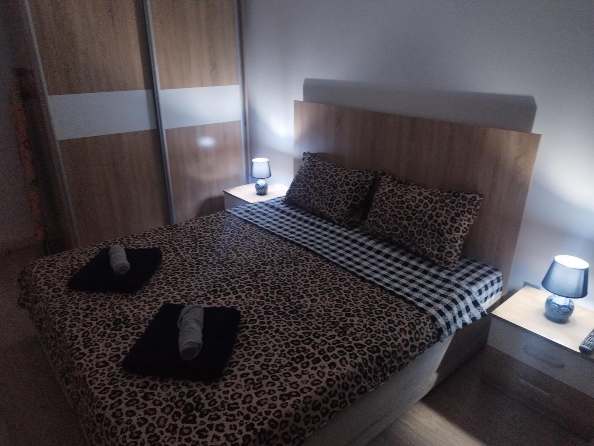 Skopje Sky City 19Th Floor Twin & 12Th Floor & 25Th & 33 Floor Apartments & With Pool & Spa & Gym & Parking Included In Price Kültér fotó