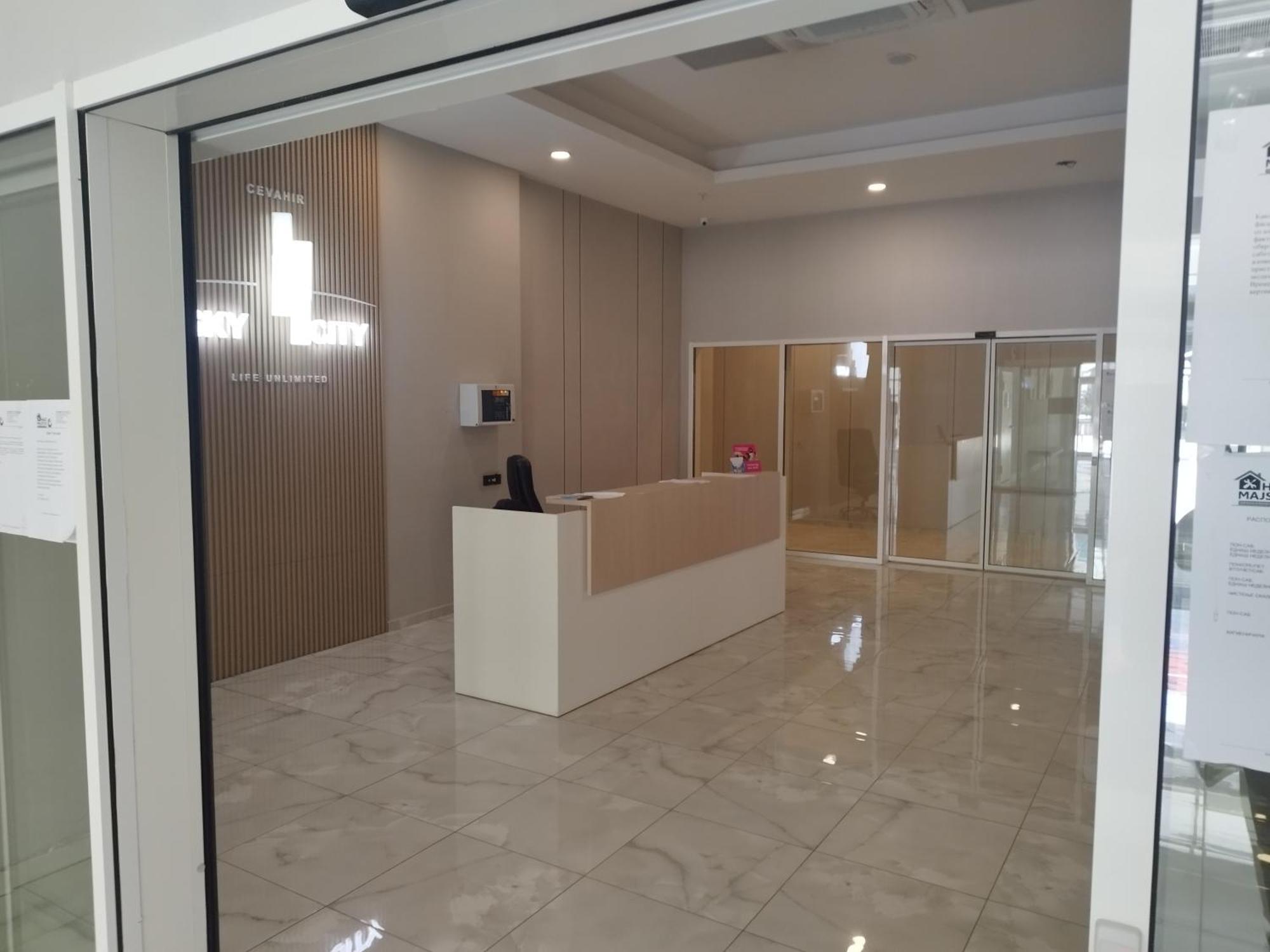 Skopje Sky City 19Th Floor Twin & 12Th Floor & 25Th & 33 Floor Apartments & With Pool & Spa & Gym & Parking Included In Price Kültér fotó