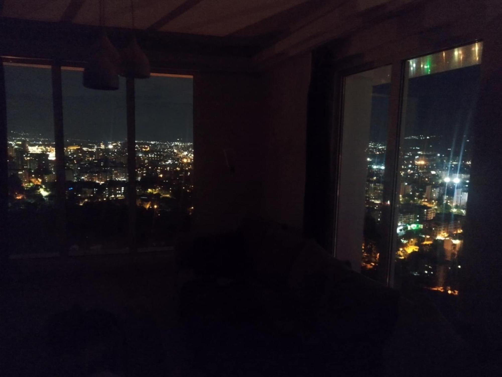 Skopje Sky City 19Th Floor Twin & 12Th Floor & 25Th & 33 Floor Apartments & With Pool & Spa & Gym & Parking Included In Price Kültér fotó
