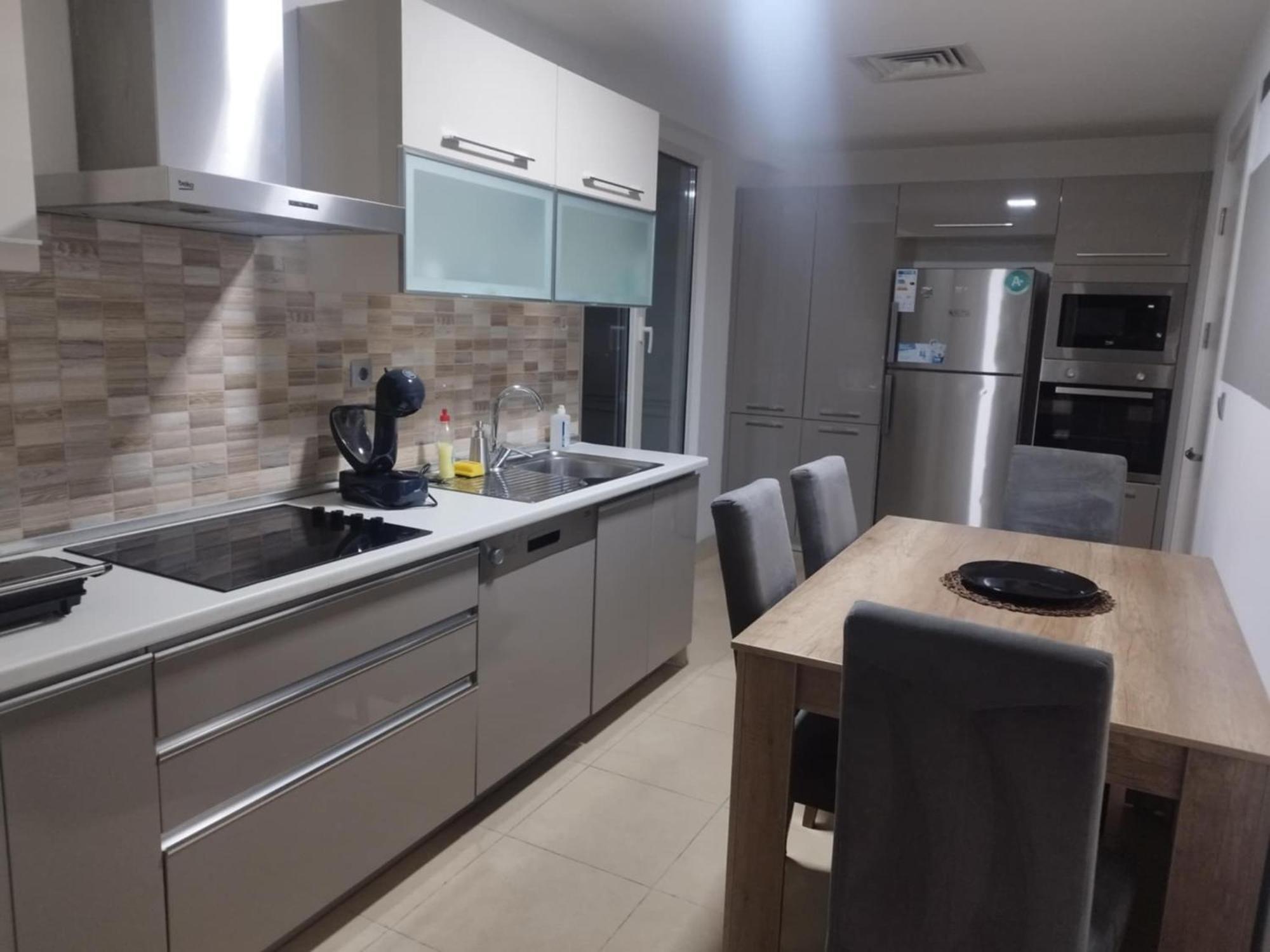 Skopje Sky City 19Th Floor Twin & 12Th Floor & 25Th & 33 Floor Apartments & With Pool & Spa & Gym & Parking Included In Price Kültér fotó